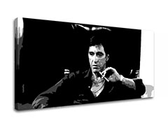 Najväčší mafiáni na plátne Scarface - Nahnevaný Tony Montana s cigarou v ruke